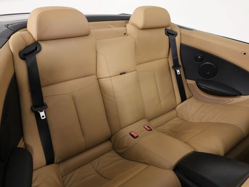 Used 2008 BMW 650i Convertible RWD image 33