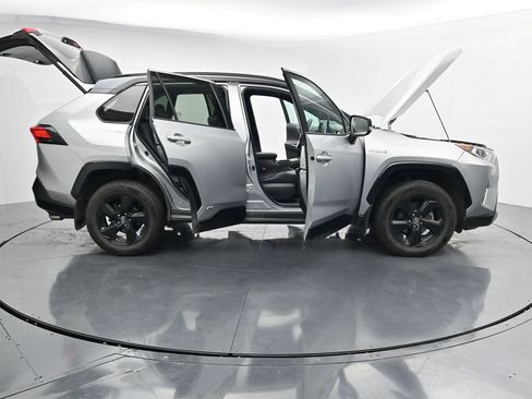 Used 2021 Toyota RAV4 XSE AWD/4WD image 27