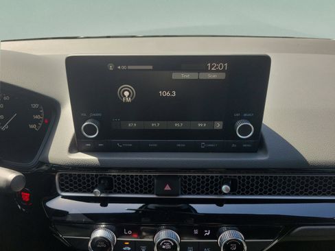 Used 2024 Honda Civic Sport image 13