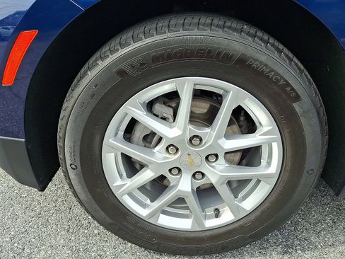 Used 2022 Chevrolet Equinox LS image 8