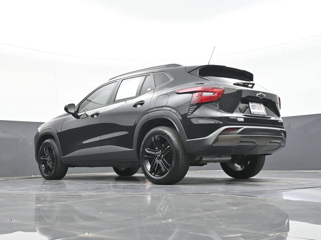 Used 2026 Chevrolet Trax ACTIV w/ Driver Confidence Package FWD image 39