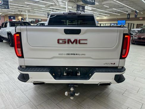 Used 2019 GMC Sierra 1500 AT4 w/ AT4 Premium Package image 8