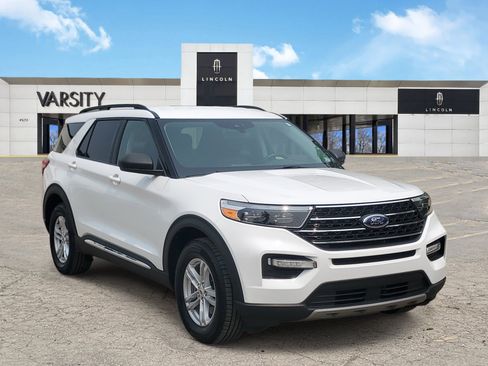 Used 2021 Ford Explorer XLT w/ Equipment Group 202A AWD/4WD image 1