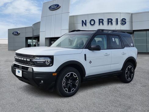 New 2025 Ford Bronco Sport Outer Banks image 2