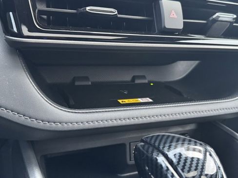 Certified 2023 Toyota Highlander XLE image 18