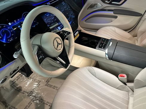 New 2026 Mercedes-Benz EQS 450+ 4MATIC Sedan image 9