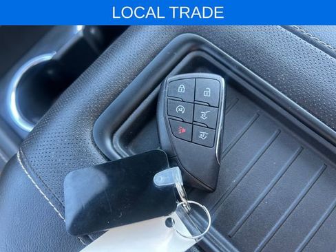 Used 2023 Chevrolet Suburban Premier AWD/4WD image 42