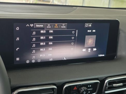 New 2026 Nissan Sentra SR FWD image 16