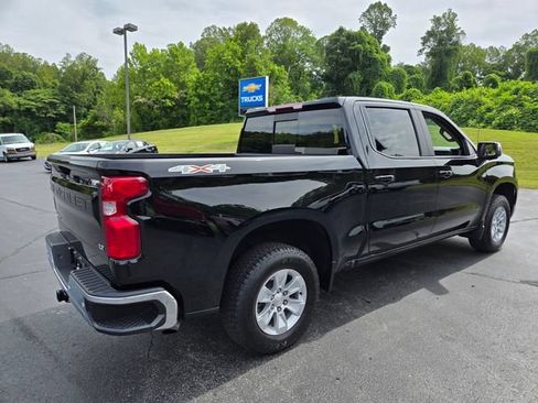 Used 2023 Chevrolet Silverado 1500 LT w/ Safety Package AWD/4WD image 8