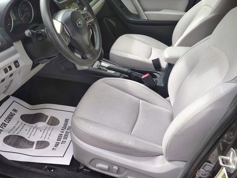 Used 2014 Subaru Forester 2.5i Premium w/ All-Weather Package image 6