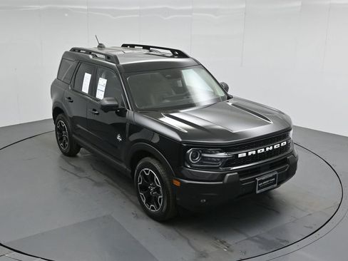 Certified 2025 Ford Bronco Sport Outer Banks w/ Outer Banks Tech Package+ image 43