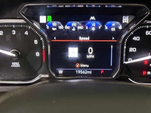 Used 2021 GMC Sierra 1500 Denali w/ Denali Ultimate Package AWD/4WD image 37