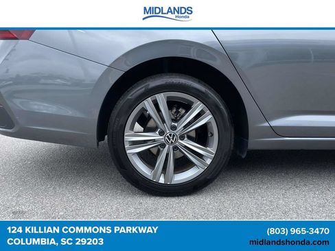 Used 2024 Volkswagen Jetta SE FWD image 7
