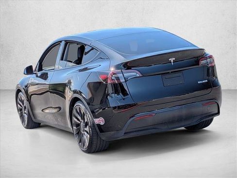 Used 2022 Tesla Model Y Performance AWD/4WD image 9