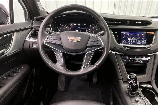 Certified 2023 Cadillac XT5 Premium Luxury w/ Technology Package AWD/4WD image 5