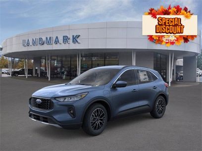 New 2025 Ford Escape SE w/ Class II Trailer Tow Package