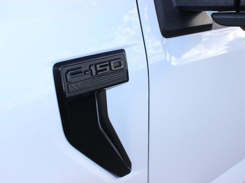 Used 2024 Ford F150 XLT w/ FX4 Off-Road Package image 3