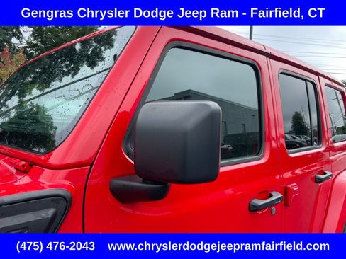 Certified 2025 Jeep Wrangler Unlimited Sahara AWD/4WD image 14