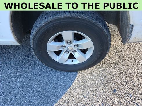 Used 2019 RAM 1500 Classic SLT image 13