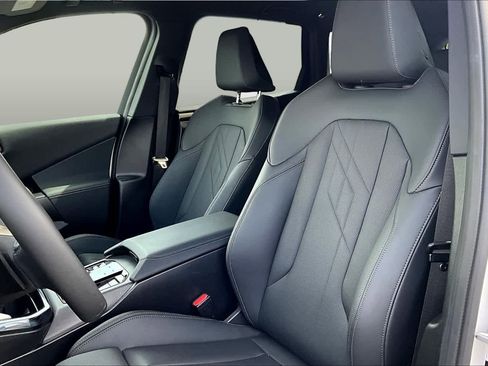 Certified 2025 BMW X3 xDrive30 AWD/4WD image 7