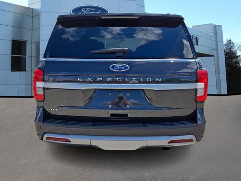 Certified 2023 Ford Expedition XLT AWD/4WD image 7