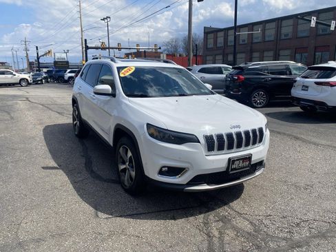 Used 2021 Jeep Cherokee Limited AWD/4WD image 9