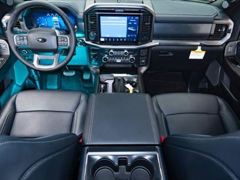 Used 2025 Ford F150 Lariat AWD/4WD image 2