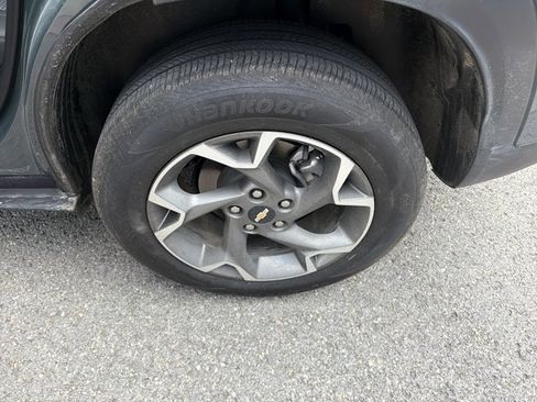 Used 2025 Chevrolet Trax LT image 12