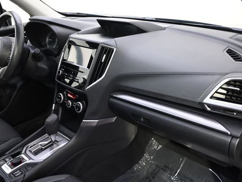 Used 2022 Subaru Forester Premium AWD/4WD image 15