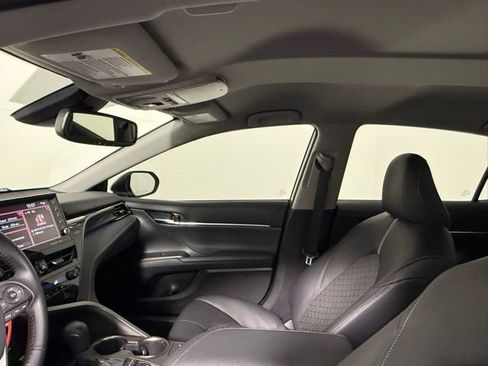 Used 2022 Toyota Camry XSE image 33
