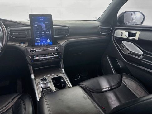 Used 2020 Ford Explorer Platinum w/ Premium Technology Package AWD/4WD image 27