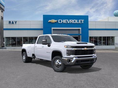 New 2026 Chevrolet Silverado 3500 LT image 1
