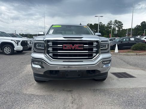 Used 2018 GMC Sierra 1500 SLT AWD/4WD image 2