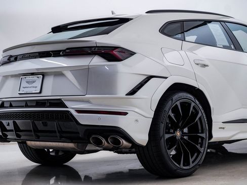 Used 2024 Lamborghini Urus S image 12