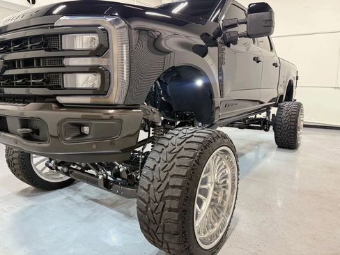 Used 2024 Ford F250 King Ranch image 9