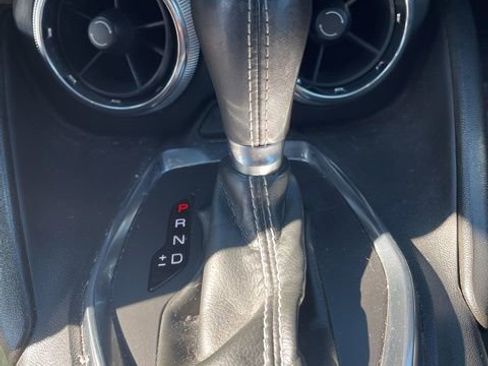 Used 2019 Chevrolet Camaro LS image 29