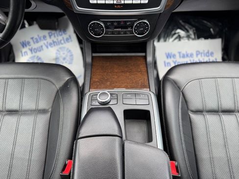 Used 2013 Mercedes-Benz GL 450 4MATIC image 30
