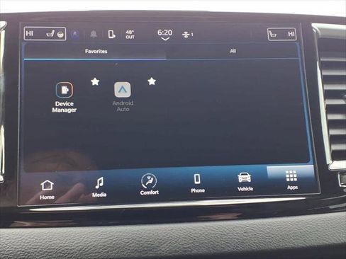 Used 2023 Chrysler Pacifica Touring-L FWD image 22