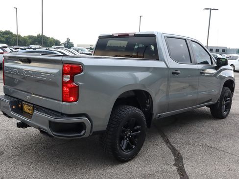 Used 2023 Chevrolet Silverado 1500 Custom Trail Boss w/ LPO, Dark Essentials Package image 4