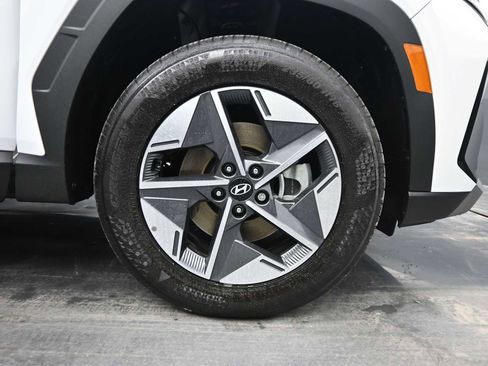 Certified 2025 Hyundai Tucson SEL image 10