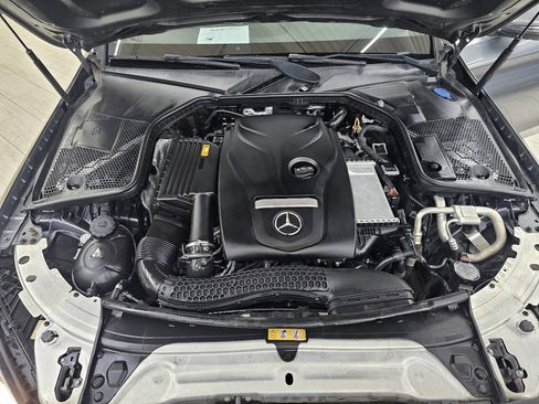 Used 2018 Mercedes-Benz C 300 Sedan w/ Premium Package image 43