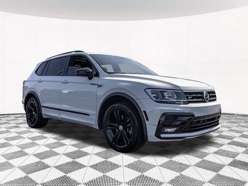Used 2019 Volkswagen Tiguan SEL Premium R-Line AWD/4WD image 12