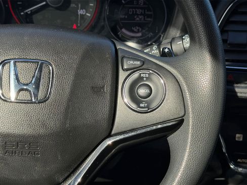 Used 2017 Honda HR-V EX image 15