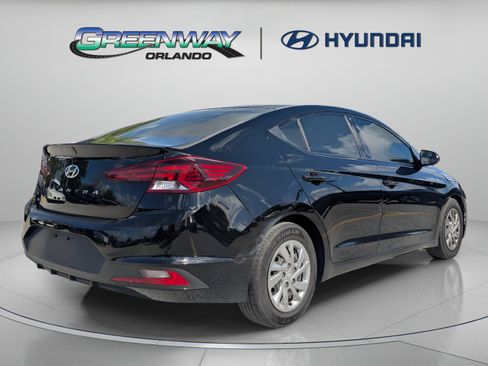 Used 2020 Hyundai Elantra SE w/ Cargo Package (C1) FWD image 8