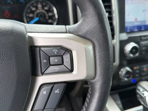 Used 2020 Ford F150 Lariat w/ Equipment Group 502A Luxury AWD/4WD image 26