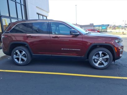 New 2025 Jeep Grand Cherokee Limited w/ Luxury Tech Group II