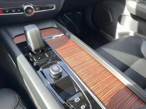 Certified 2024 Volvo S60 B5 Plus image 23