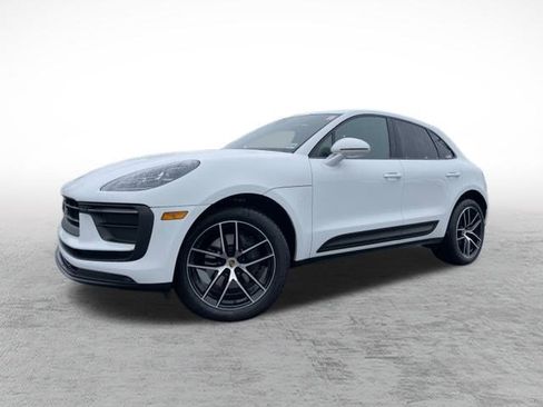 Used 2022 Porsche Macan image 1