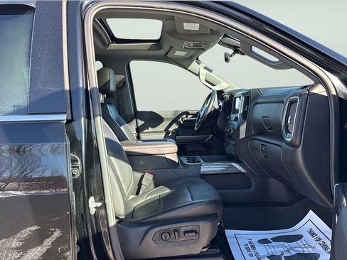 Used 2019 Chevrolet Silverado 1500 LTZ w/ LTZ Premium Package image 11