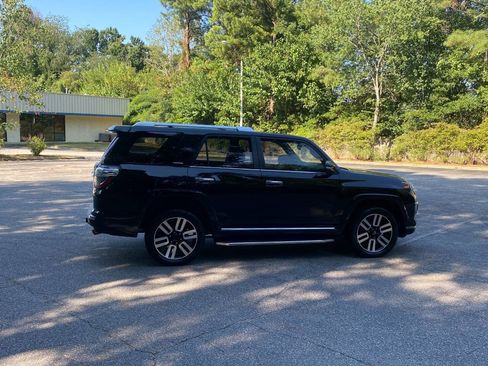 Used 2016 Toyota 4Runner Limited AWD/4WD image 4